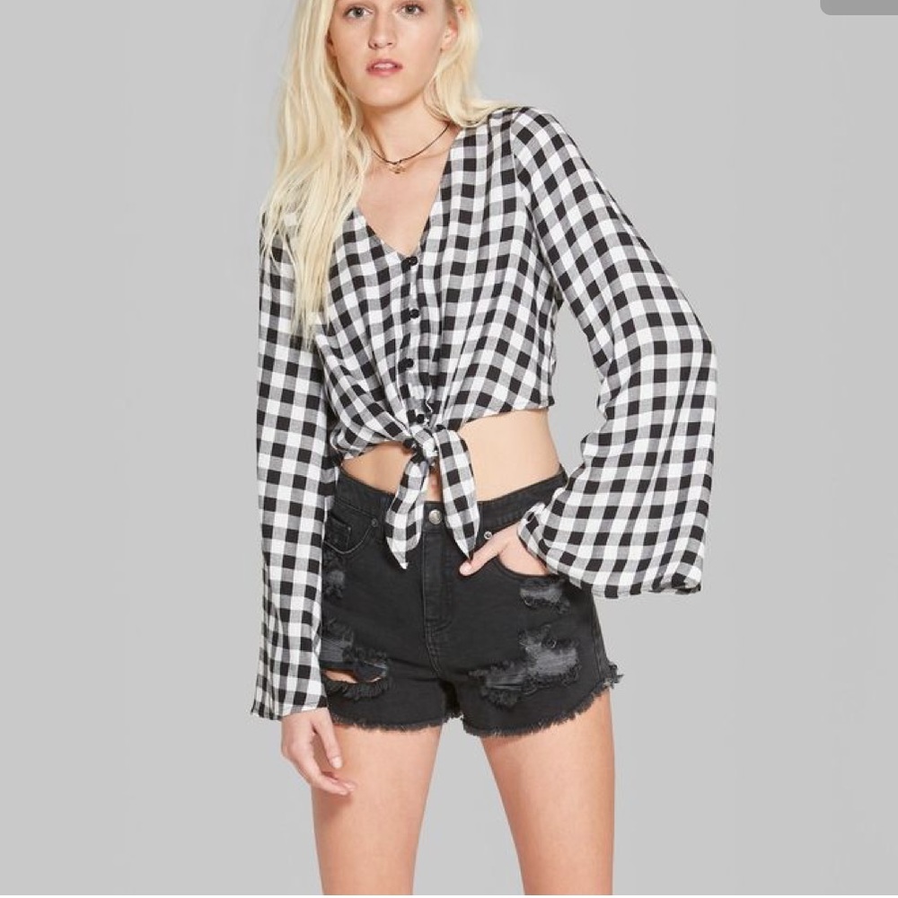 Wild fable cropped Bell sleeve NWT